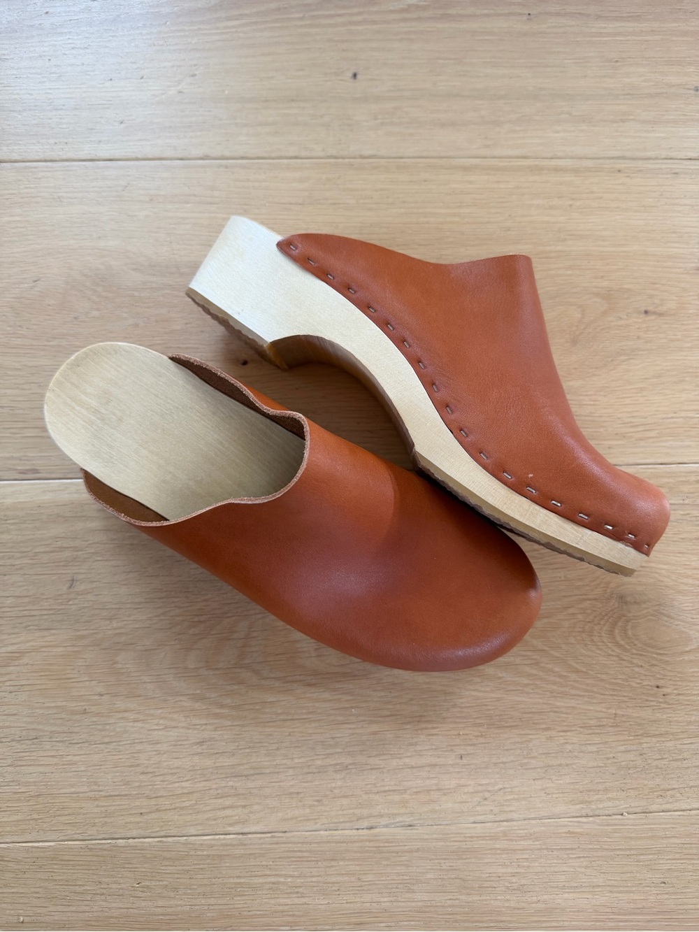 Bryr Worker Clogs in Whiskey